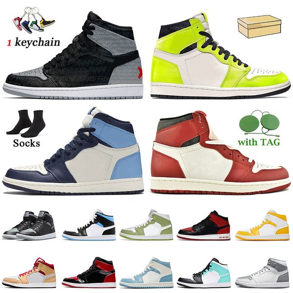 2022 chicago reimagined 1s bred text jumpman basketball shoes women mens jorda 1 visionaire obsidian university blue green python jorden1s t
2022 chicago reimagined 1s bred text jumpman basketball shoes women mens jorda 1 visionaire obsidian university blue green python jorden1s t