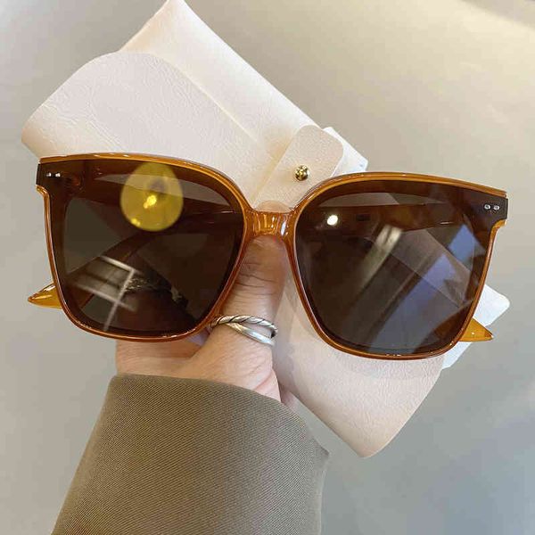women sunglasses luxury brand designer box women's 2022 new fashion sunglass net red ins trend vintage sun glasses for men ladies eyewe, White;black
women sunglasses luxury brand designer box women's 2022 new fashion sunglass net red ins trend vintage sun glasses for men ladies eyewe, White;black