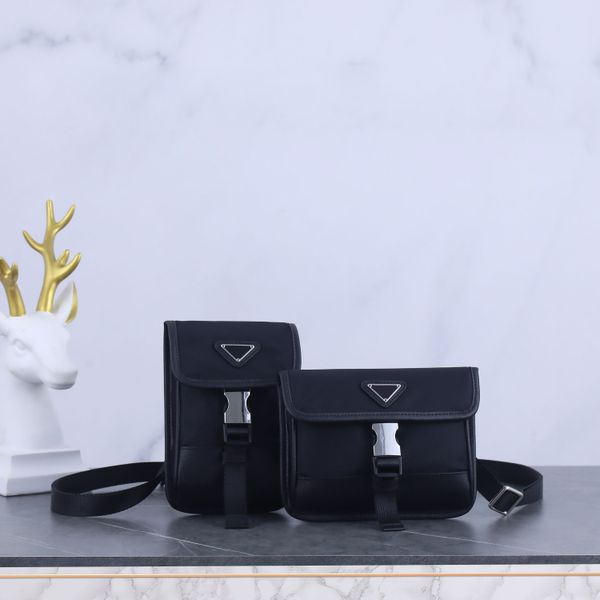 p classic 2zh 108/109 shoulder bags simple and elegant in design mini messenger bag is super unique in shape
p classic 2zh 108/109 shoulder bags simple and elegant in design mini messenger bag is super unique in shape