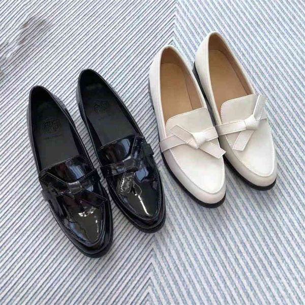 sandals pointed middle heel bowknot women's single shoes, leather comfortable, one foot on patent thick british leffer shoes, Black
sandals pointed middle heel bowknot women's single shoes, leather comfortable, one foot on patent thick british leffer shoes, Black