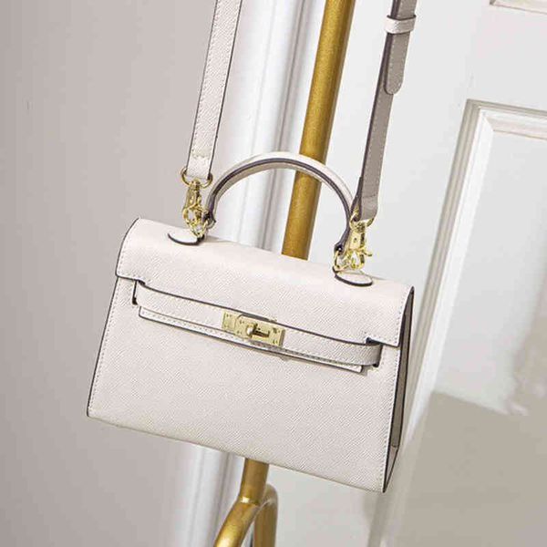 women classic heme crossbody kieyswomen's bag second generation mini women's trend portable 2022 single shoulder diagonal bag mhlf
women classic heme crossbody kieyswomen's bag second generation mini women's trend portable 2022 single shoulder diagonal bag mhlf