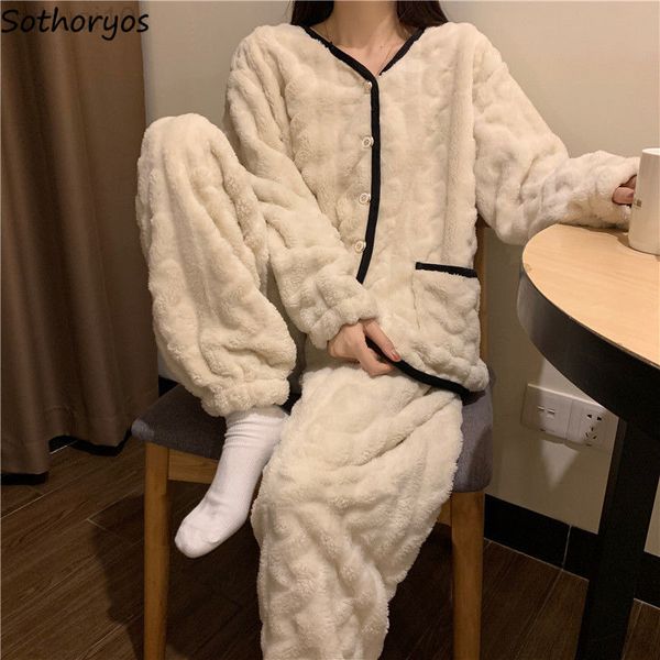winter women long sleeve pyjama sets coral fleece v neck buttons nightwear warm sweet cute dent home pyjama lounge comfort l220803, Black;red
winter women long sleeve pyjama sets coral fleece v neck buttons nightwear warm sweet cute dent home pyjama lounge comfort l220803, Black;red