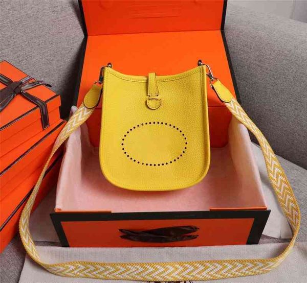 handbag crossbody evelynes's women h family overseas ligt luxury leater women's mini cow single soulder hollow bucket
handbag crossbody evelynes's women h family overseas ligt luxury leater women's mini cow single soulder hollow bucket