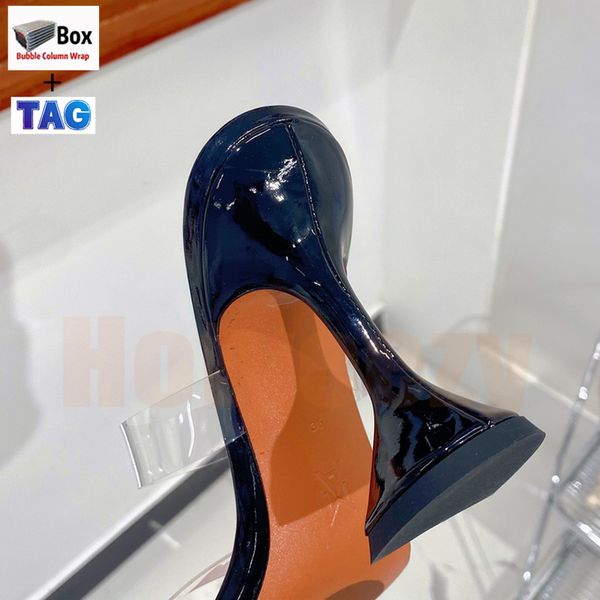 2022 designer muaddi amina womans sandals sami 95 pvc lambskin leather sandal women shoes chunky heel high heeled classic slippers party cas, Black
2022 designer muaddi amina womans sandals sami 95 pvc lambskin leather sandal women shoes chunky heel high heeled classic slippers party cas, Black