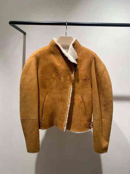 women's two piece pants quality fur coat jacket french minority winter loose long sleeve retro jacket top, White
women's two piece pants quality fur coat jacket french minority winter loose long sleeve retro jacket top, White