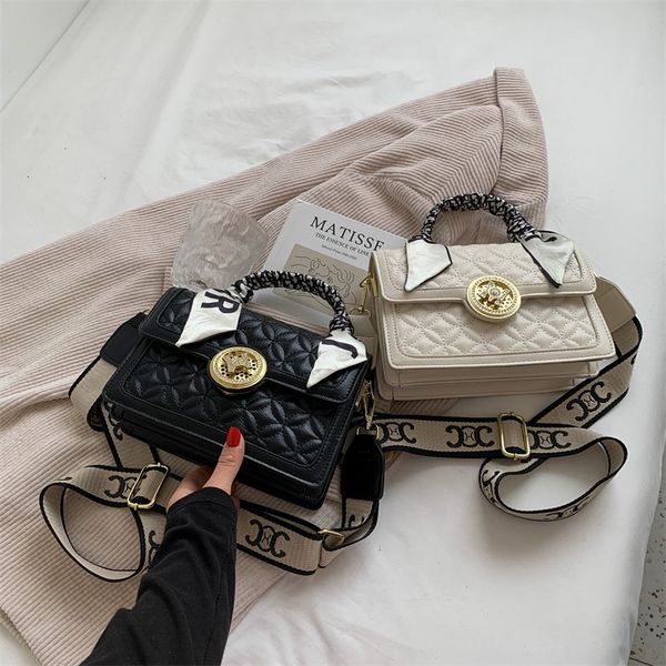 women's bag 2022 new stylish versatile small square bag trendy hand bill of lading shoulder crossbody bags
women's bag 2022 new stylish versatile small square bag trendy hand bill of lading shoulder crossbody bags