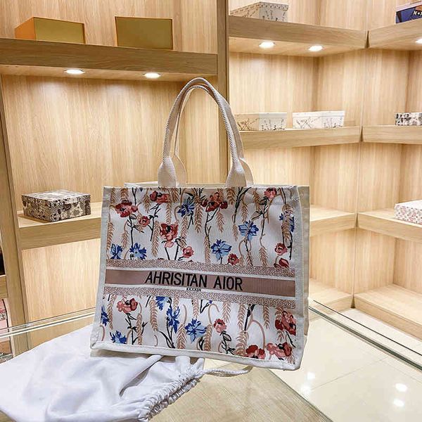 fashion bag 70% off factory clearance this popular portable canvas women's fashion graffiti printed tote bag single shoulder bag
fashion bag 70% off factory clearance this popular portable canvas women's fashion graffiti printed tote bag single shoulder bag