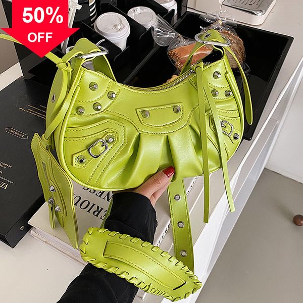 heavy industry locomotive female 2022 new fashion high sense armpit msenger fashionable retro women's totes shoulder bag
heavy industry locomotive female 2022 new fashion high sense armpit msenger fashionable retro women's totes shoulder bag