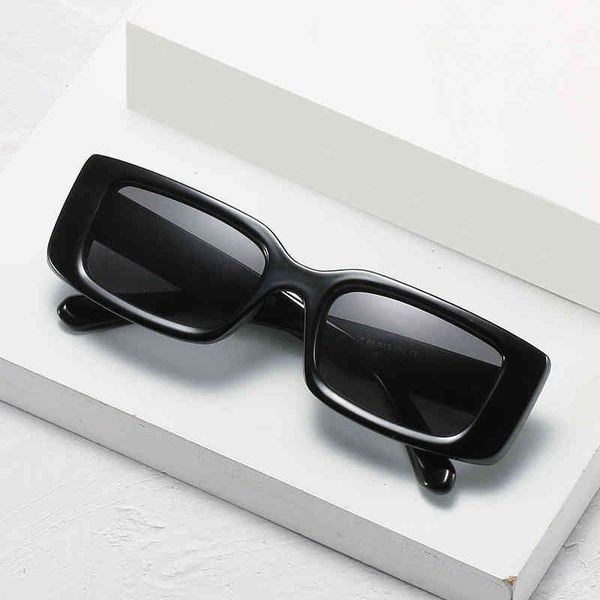 manufacturers tide brand wholesale new box trend off same personality x snow women fashion design sunglasses, White;black
manufacturers tide brand wholesale new box trend off same personality x snow women fashion design sunglasses, White;black