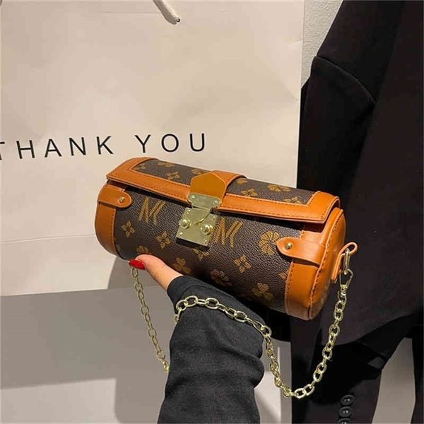 factory sale super low discount color matching cylinder buckle fashion method stick metal chain one shoulder bag
factory sale super low discount color matching cylinder buckle fashion method stick metal chain one shoulder bag