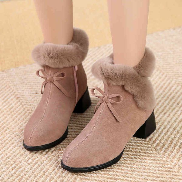 slippers autumn and winter women's boots frosted cow leather thick heel round head fur short fashion middle large martin 4aro, Black
slippers autumn and winter women's boots frosted cow leather thick heel round head fur short fashion middle large martin 4aro, Black