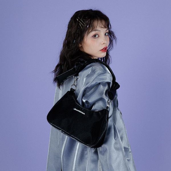evening bags summer creative underarm bag fashion single shoulder women's simple handbag pu messenger
evening bags summer creative underarm bag fashion single shoulder women's simple handbag pu messenger
