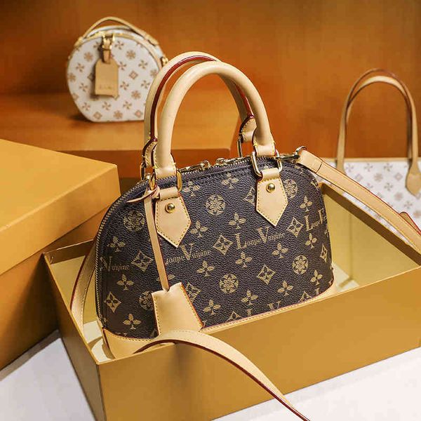 ladies fashion luxury brand tide bag wholesale net women's new shell messenger versatile handbag single shoulder
ladies fashion luxury brand tide bag wholesale net women's new shell messenger versatile handbag single shoulder
