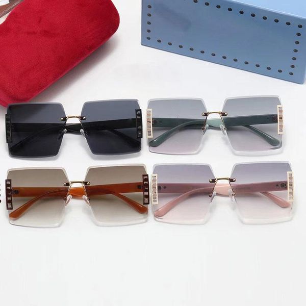 designer sunglasses fashion 2022 summer classic glasses for men womens outdoor sun goggle 4 color optional, White;black
designer sunglasses fashion 2022 summer classic glasses for men womens outdoor sun goggle 4 color optional, White;black