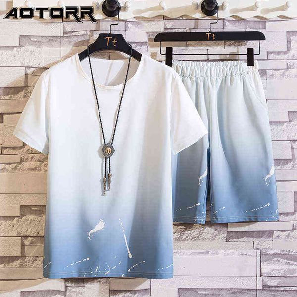 2022 new summer casual breathable set men's fashion korean gradient short sleeved shorts sets men print 2 piece tracksuit l220607, Gray
2022 new summer casual breathable set men's fashion korean gradient short sleeved shorts sets men print 2 piece tracksuit l220607, Gray