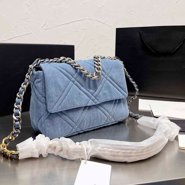 evening bags ladies flap mini crossbody designer bags bule cowboy classic handbags luxury multi-color metal chain large diamond quilting sho
evening bags ladies flap mini crossbody designer bags bule cowboy classic handbags luxury multi-color metal chain large diamond quilting sho