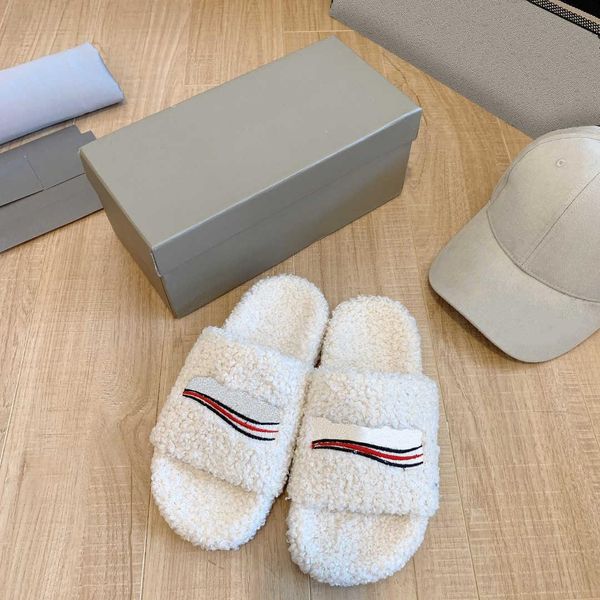 women's new wool slippers soft embroidery flat trend leather luxury comfortable ufz, Black
women's new wool slippers soft embroidery flat trend leather luxury comfortable ufz, Black