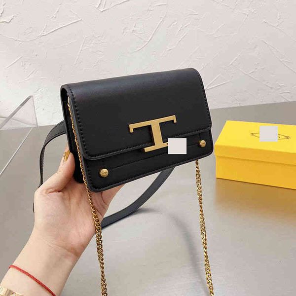messenger women's leather full leather small high-grade real leather small square 2021 new retro port style
messenger women's leather full leather small high-grade real leather small square 2021 new retro port style