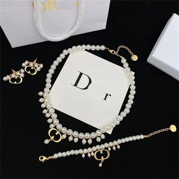 pearl necklace bracelet earrings made of brass silver needle earrings 70% off outlet store sale
pearl necklace bracelet earrings made of brass silver needle earrings 70% off outlet store sale