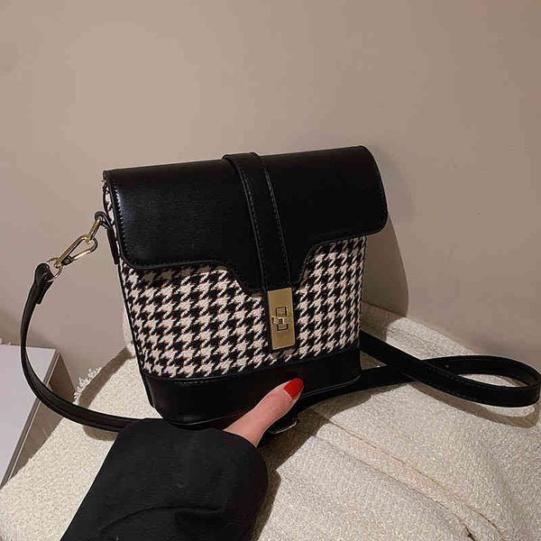 purses autumn winter checkered commuter bag texture messenger bag women's new bucket sling shoulder in autumn and
purses autumn winter checkered commuter bag texture messenger bag women's new bucket sling shoulder in autumn and