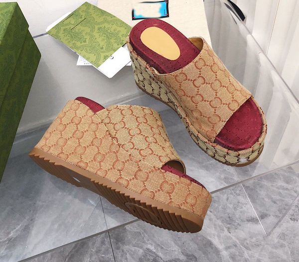 summer fashion women sandals dress shoes luxury slippers designer slides flip flopsdesigner women platform wedges shoe with box big size 35-, Black
summer fashion women sandals dress shoes luxury slippers designer slides flip flopsdesigner women platform wedges shoe with box big size 35-, Black