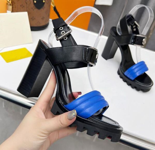 luxury designer women sandals star trail sandal circle buckle on the strap decorative zip outing beach white green buleparty 9cm heel, Black
luxury designer women sandals star trail sandal circle buckle on the strap decorative zip outing beach white green buleparty 9cm heel, Black