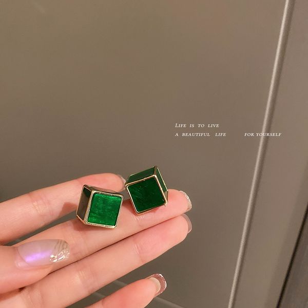 925 silver needle three-dimensional geometric square stud earrings korean stylish and simple personality earrings retro hong kong style grac, Golden
925 silver needle three-dimensional geometric square stud earrings korean stylish and simple personality earrings retro hong kong style grac, Golden