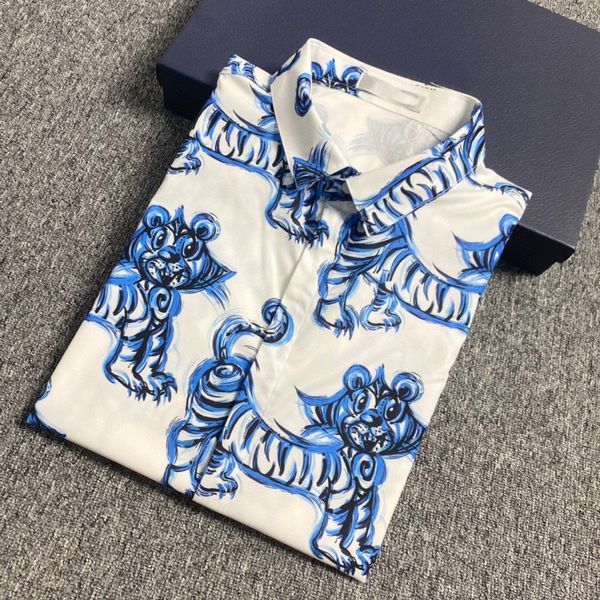 2022 summer mens tiger printed shirts new designers bowling men women fashion flower hawaiian silk business shirt casual shirts slim fit sho, White;black
2022 summer mens tiger printed shirts new designers bowling men women fashion flower hawaiian silk business shirt casual shirts slim fit sho, White;black