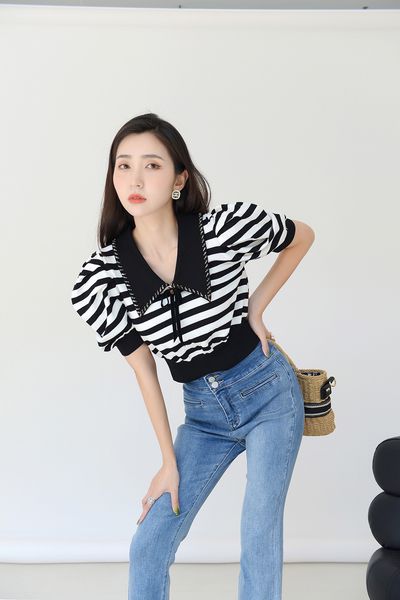 501 2022 summer brand same style black sweater lapel neck short sleeve fashion womens clothes yl, White;black
501 2022 summer brand same style black sweater lapel neck short sleeve fashion womens clothes yl, White;black