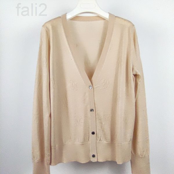 women's sweaters designer 21 new spring and autumn v-neck wool cardigan thin letter embossing with sweater coat women m256, White;black
women's sweaters designer 21 new spring and autumn v-neck wool cardigan thin letter embossing with sweater coat women m256, White;black