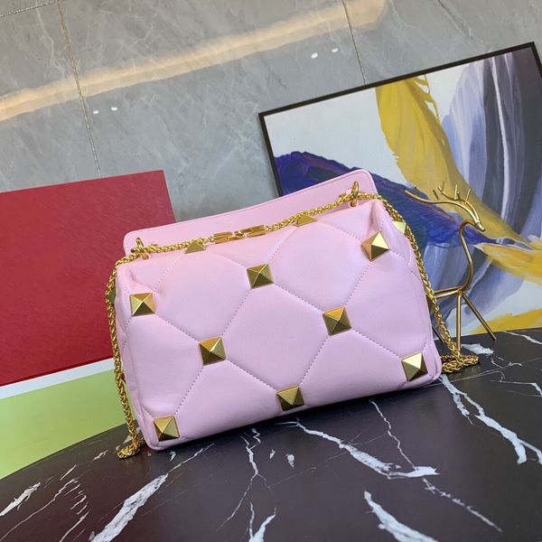 new version cowhide crossbody bag with rivets eye-catching and unique design ladies shoulder bags metal buckle chain diamond handbag upgrade
new version cowhide crossbody bag with rivets eye-catching and unique design ladies shoulder bags metal buckle chain diamond handbag upgrade