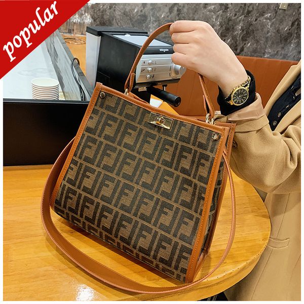 online designer brand bags crossbody tote female 2022 new fashion single shoulder large capacity msenger versatile portable
online designer brand bags crossbody tote female 2022 new fashion single shoulder large capacity msenger versatile portable