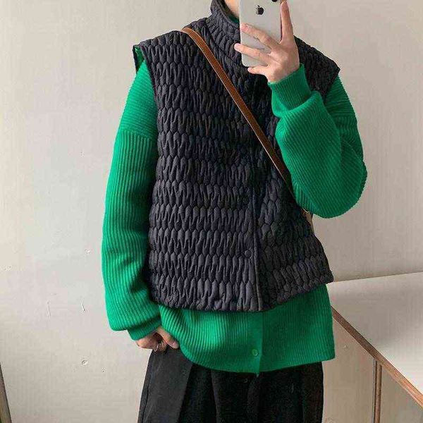 men's vests winter thick vest men warmth fashion casual cotton black korean loose sleeveless jacket mens outwear jackets m-2xl t220809, Black;white
men's vests winter thick vest men warmth fashion casual cotton black korean loose sleeveless jacket mens outwear jackets m-2xl t220809, Black;white