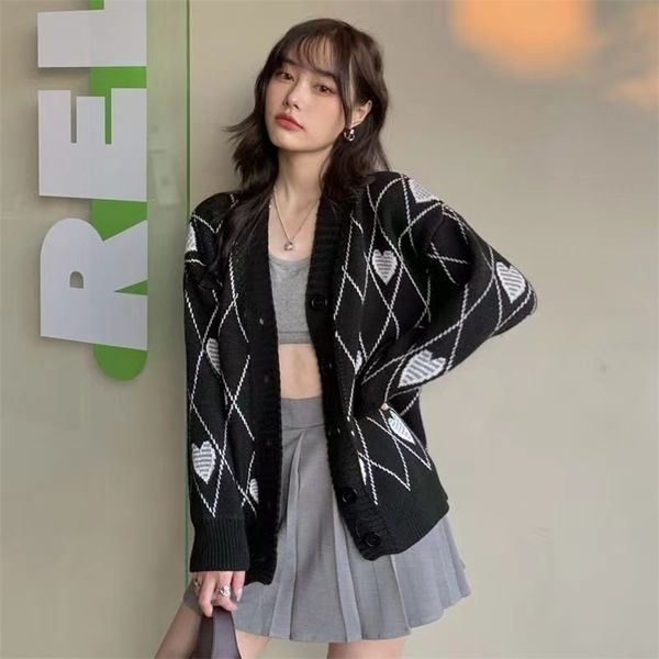 women knitted cardigan argyle heart pattern jacquard sweater vneck long sleeve casual coat fall winter vintage korean 220813, White
women knitted cardigan argyle heart pattern jacquard sweater vneck long sleeve casual coat fall winter vintage korean 220813, White