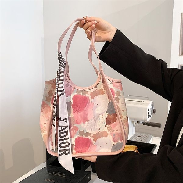 54% off 2022 trendy s armpit summer new printed canvas fresh shopping female student handbag
54% off 2022 trendy s armpit summer new printed canvas fresh shopping female student handbag