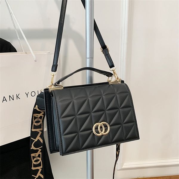 62% off 2022 trendy women's new single shoulder messenger bag lingge simple fashion s texture small square bag
62% off 2022 trendy women's new single shoulder messenger bag lingge simple fashion s texture small square bag