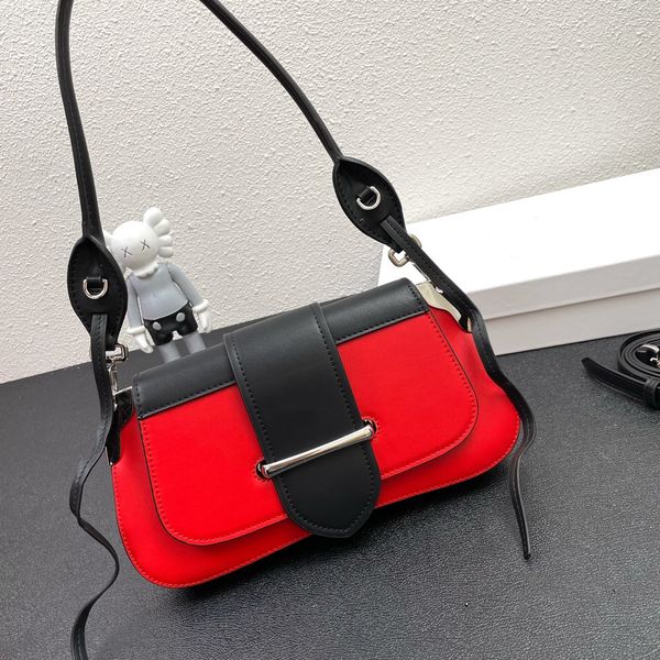 women's fashion handbag shoulder bag genuine leather simple design fine workmanship suitable for all occasions
women's fashion handbag shoulder bag genuine leather simple design fine workmanship suitable for all occasions