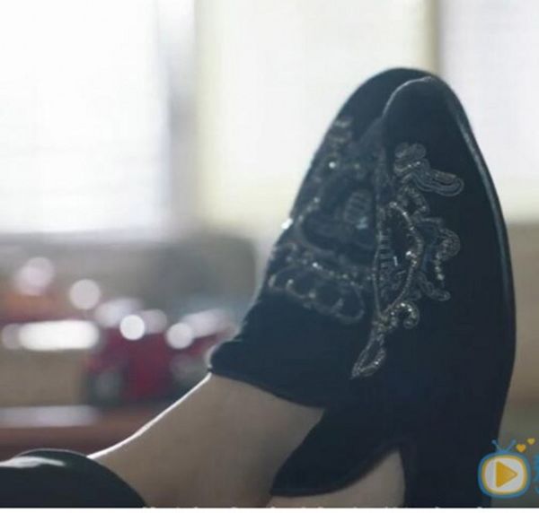 handmade beading embroidery loafers men flats fashion slip on gentlemen wedding dress shoes formal suit oxfords, Black
handmade beading embroidery loafers men flats fashion slip on gentlemen wedding dress shoes formal suit oxfords, Black