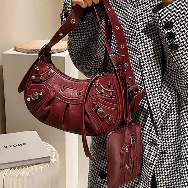 handbags rivet wrinkled dumpling 2022 new sling one shoulder texture messenger women's handbag
handbags rivet wrinkled dumpling 2022 new sling one shoulder texture messenger women's handbag