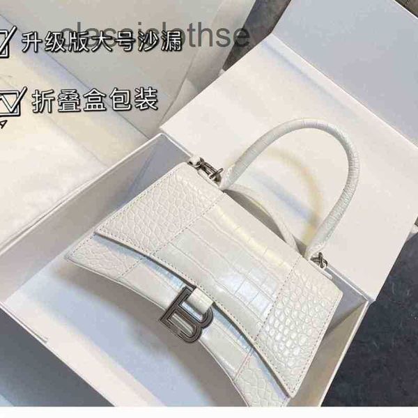handbag bags new style leather retro hourglass single shoulder foreign crocodile pattern advanced feeling french niche messenger female v33n
handbag bags new style leather retro hourglass single shoulder foreign crocodile pattern advanced feeling french niche messenger female v33n