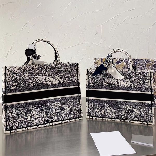 luxury designers bags handbags single shoulder bags messenger bag designerbag classic style large capacity simple fashion very good nice
luxury designers bags handbags single shoulder bags messenger bag designerbag classic style large capacity simple fashion very good nice