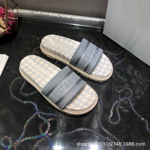 slippers spring and summer style muffin bottom cool slippers thick embroidered high line trendy women's gdzj, Black
slippers spring and summer style muffin bottom cool slippers thick embroidered high line trendy women's gdzj, Black