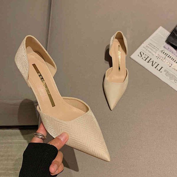 sandals in the summer of , pointed high heels, women's korean version, thin fashionable temperament, ladies, french hollow single dbub, Black
sandals in the summer of , pointed high heels, women's korean version, thin fashionable temperament, ladies, french hollow single dbub, Black