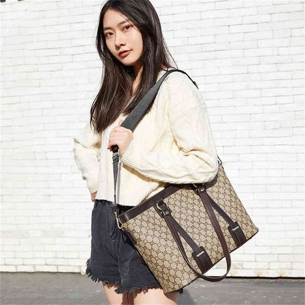 fashion versatile autumn and winter large capacity mother's merchant for66% off store wholesale
fashion versatile autumn and winter large capacity mother's merchant for66% off store wholesale