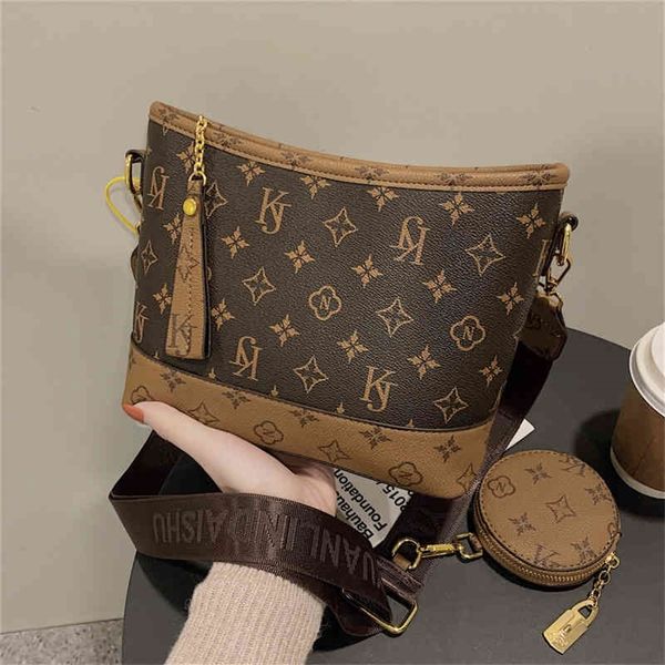 50% off online sale store laohua winter high-grade red single shoulder versatile fashion high-capacity messenger stray bag jwee
50% off online sale store laohua winter high-grade red single shoulder versatile fashion high-capacity messenger stray bag jwee