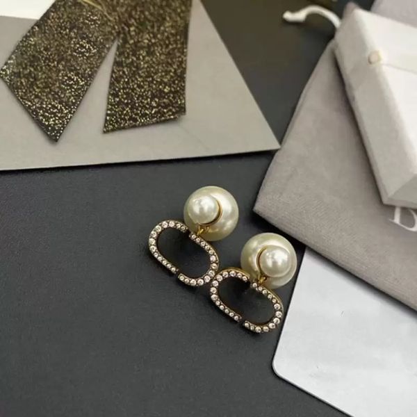 womens classic pearl stud earrings designer fashion diamond earring luxury letter d elegant stud designers jewelry with box, Golden;silver
womens classic pearl stud earrings designer fashion diamond earring luxury letter d elegant stud designers jewelry with box, Golden;silver