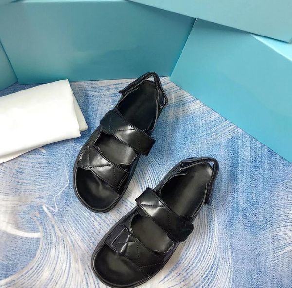 designer flat bottom sandal women's summer solid color leather slippers outdoor sports sandals lady luxury leisure beach shoes designer, Black
designer flat bottom sandal women's summer solid color leather slippers outdoor sports sandals lady luxury leisure beach shoes designer, Black