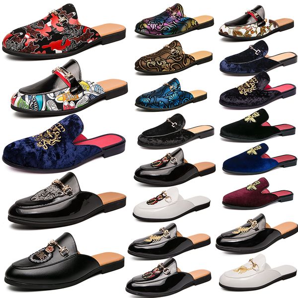 good quality luxury brand mens designer horsebit metal buckle slippers 100% leather mules sandals black red blue white men indoor and outdoo
good quality luxury brand mens designer horsebit metal buckle slippers 100% leather mules sandals black red blue white men indoor and outdoo