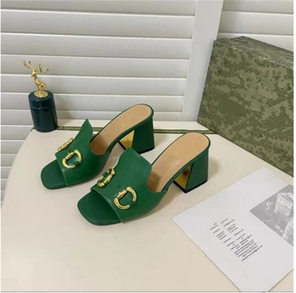 2022 designer mules slippers women loafers leather sandals luxury casual shoes horsebit drag princetown metal chain shoe cowhide slipper 35-, Black
2022 designer mules slippers women loafers leather sandals luxury casual shoes horsebit drag princetown metal chain shoe cowhide slipper 35-, Black