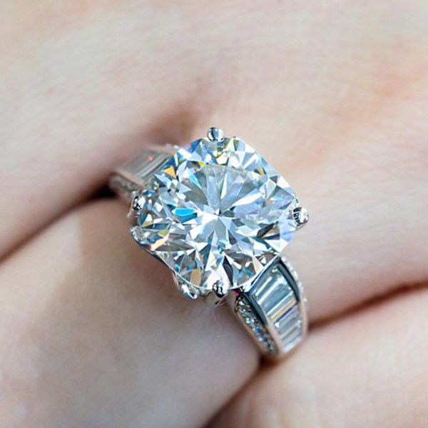 cluster rings mfy european and american style simple geometric white zircon ladies ring temperament girl jewelry factory direct sales, Golden;silver
cluster rings mfy european and american style simple geometric white zircon ladies ring temperament girl jewelry factory direct sales, Golden;silver
